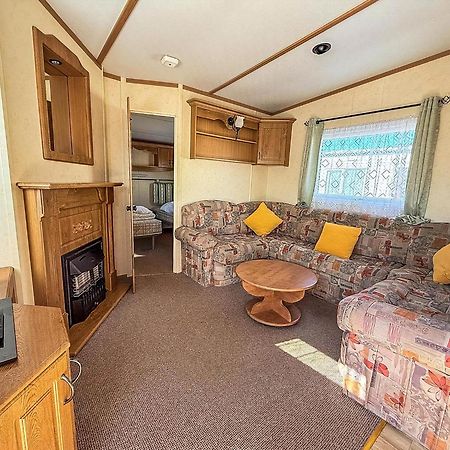 6 Berth Caravan By The Beach In Hunstanton In Norfolk, Pets Welcome Ref 13009L Buitenkant foto